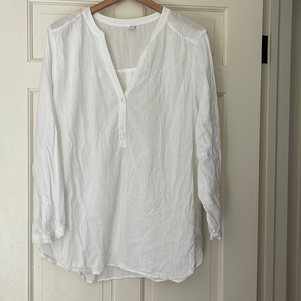White linen coastal grandma T